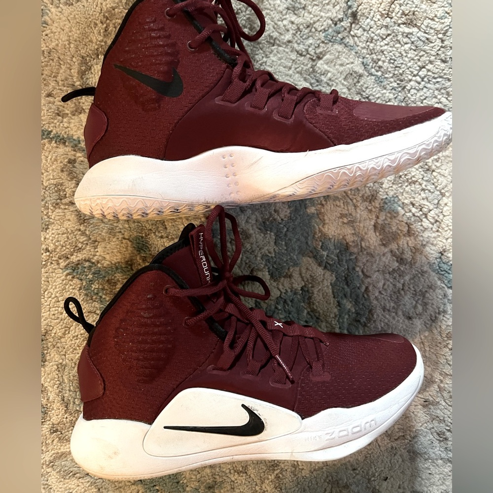 Nike Hyperdunk x Zoom - 7.5